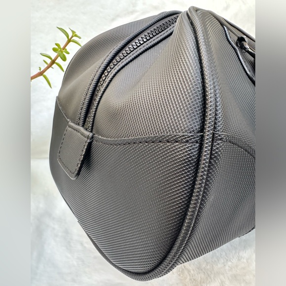 Lacoste Boston Bag Medium Black - Picture 11 of 16